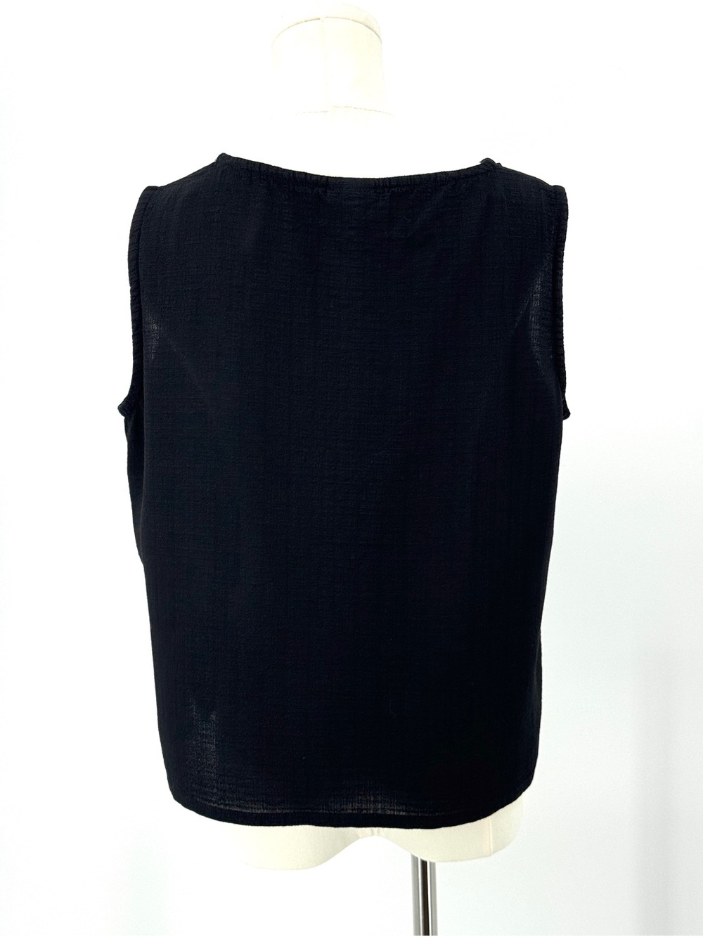 Eileen Fisher Black Linen Blend Scoop Neck Shell Tank Quiet Luxury - Picture 3 of 8